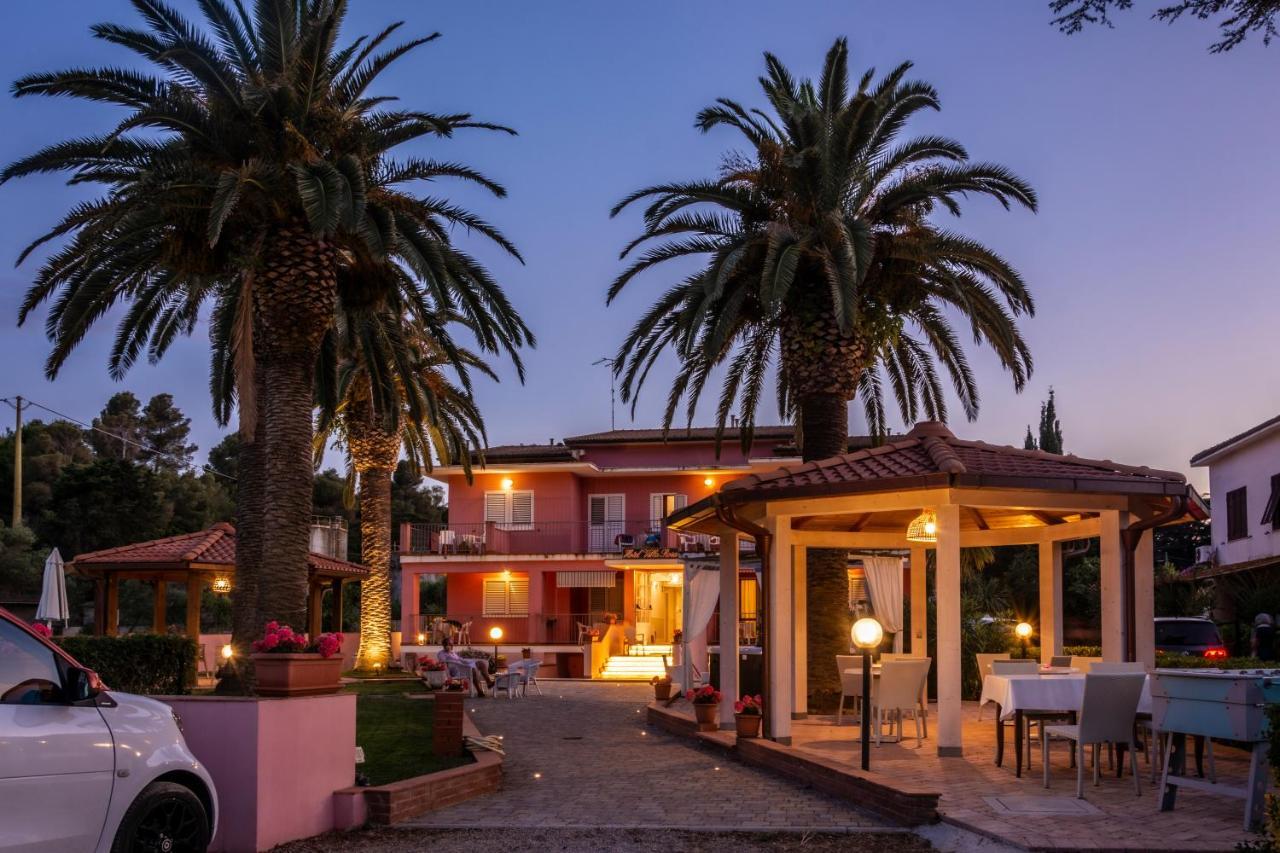 Hotel Villa Rosa Porto Azzurro Exteriör bild